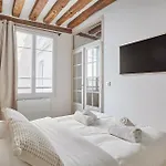 Eiffel Tower Apartment/Invalide By Studioprestige